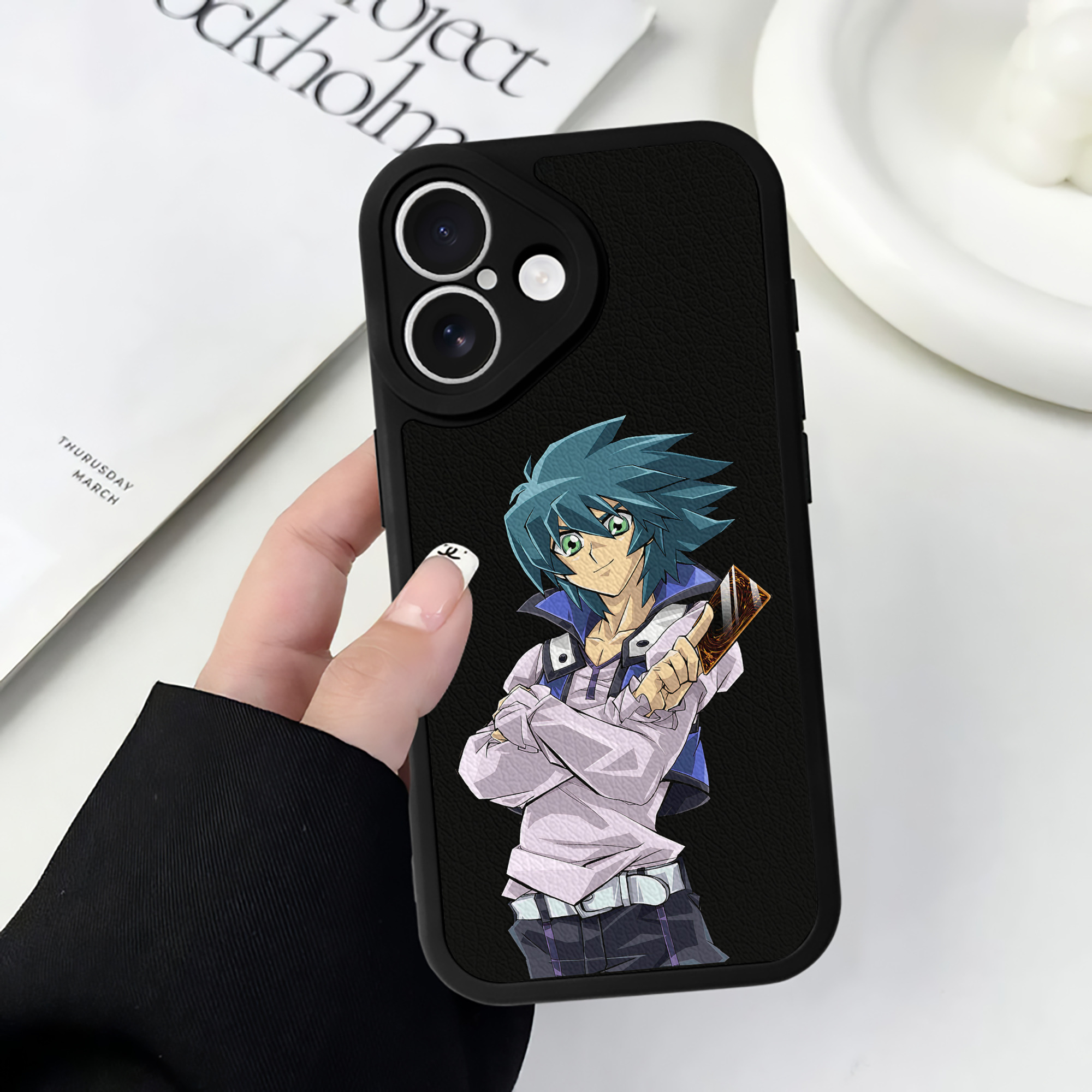 遊☆戯☆王 Yu-Gi-Oh! 【iPhone 16シリーズ対応】シリコンスマホケース（レザー調） 材質：シリコン